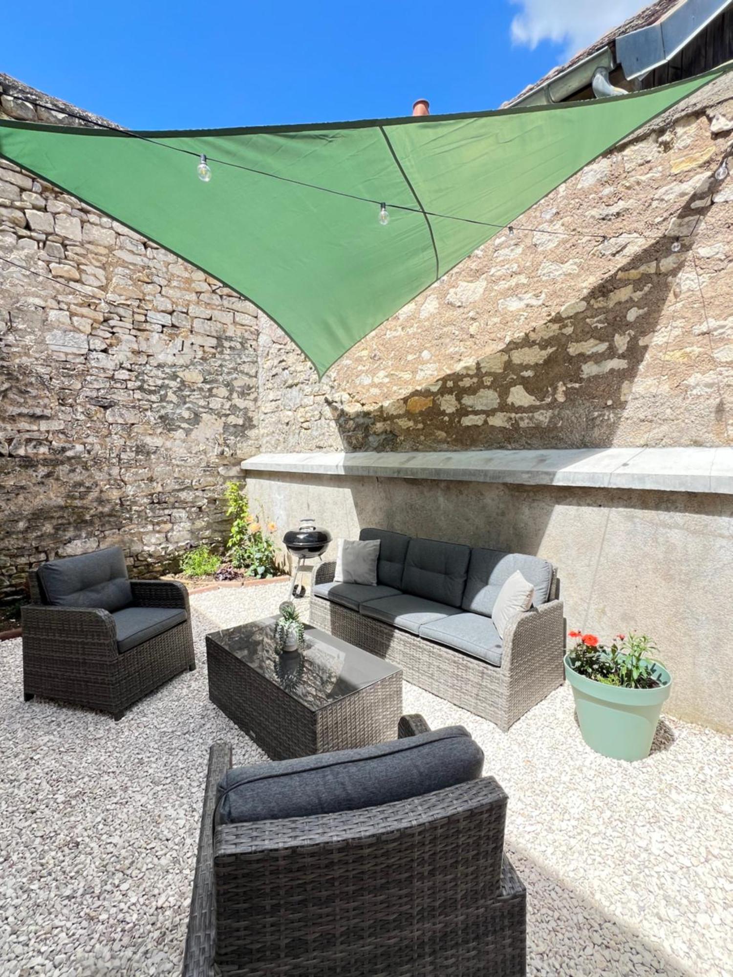 Le Gite De Florian Chablis Exterior photo